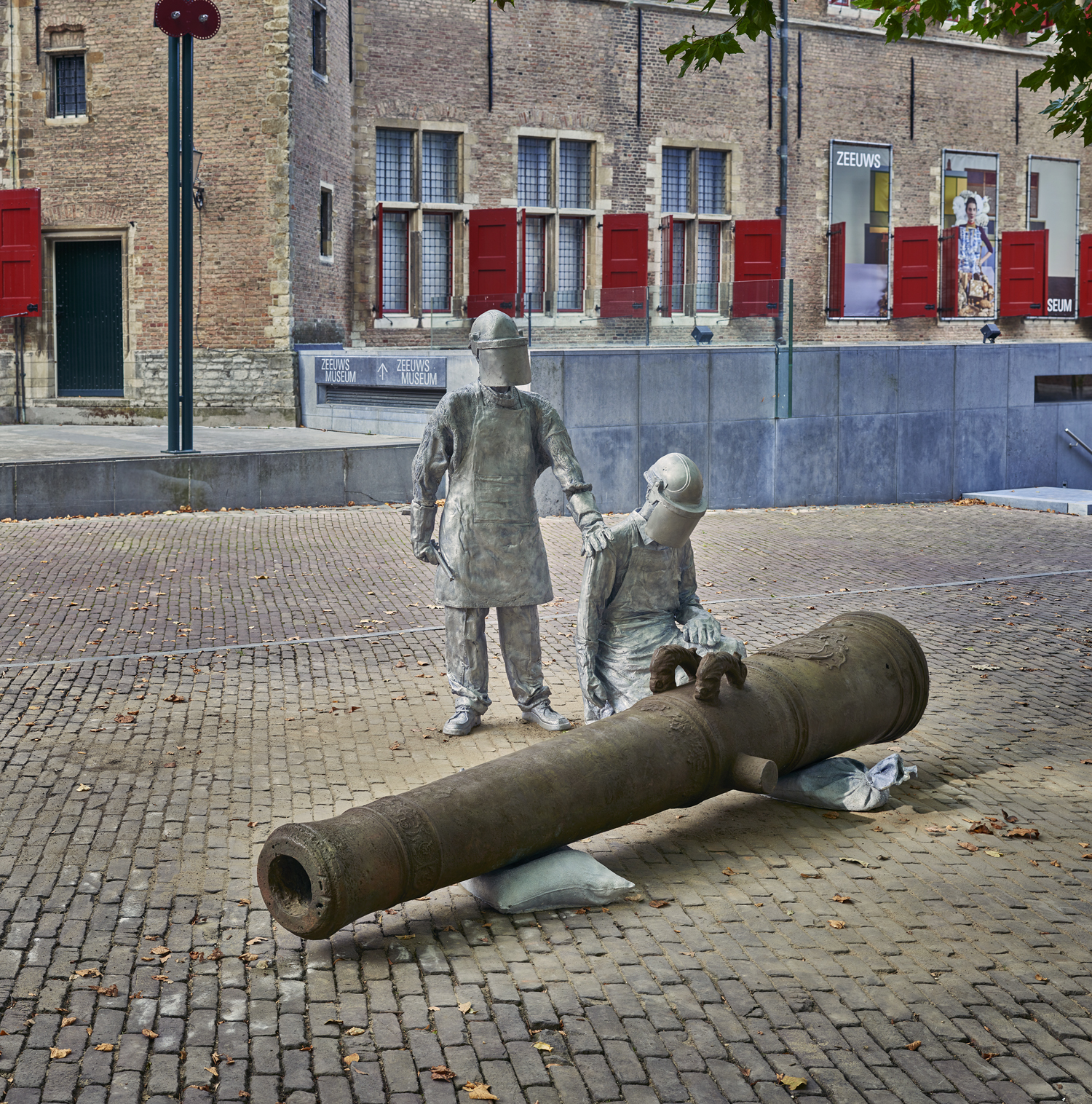 The Unveiling van Sjuul Joosen op het Abdijplein