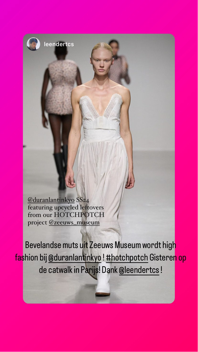 Catwalk Parijs 4 oktober, Duran Lantink jurk - aankoop 2023 Zeeuws Museum